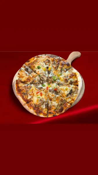 Chicken & Mushroom Pizza at The SIB