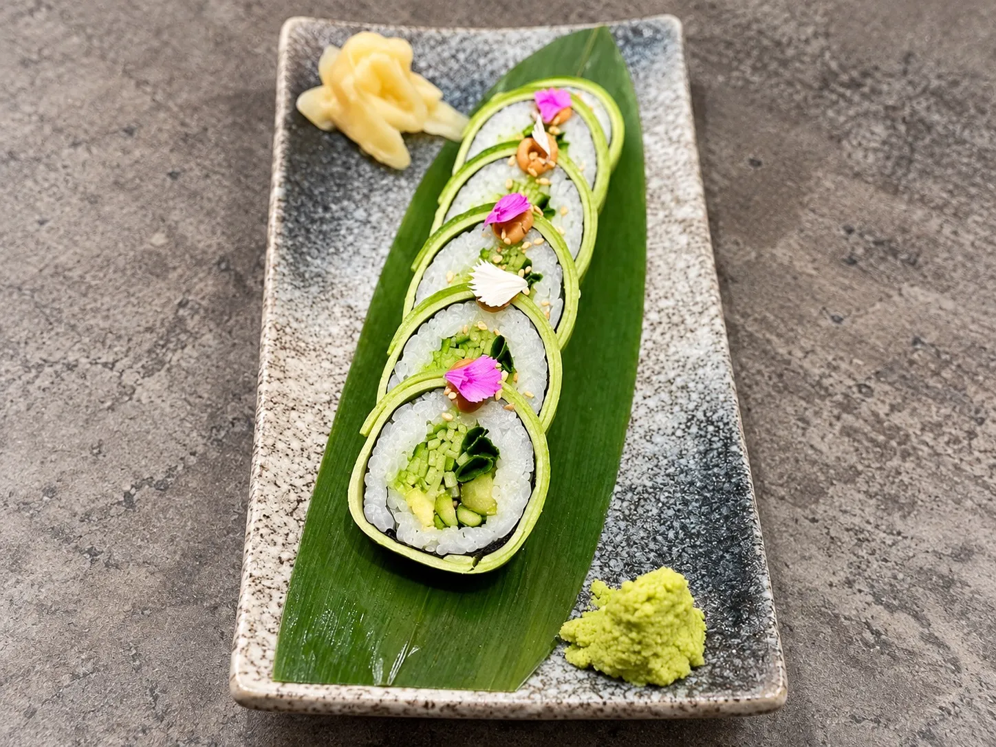 Green Maki Roll at Mama Zonia