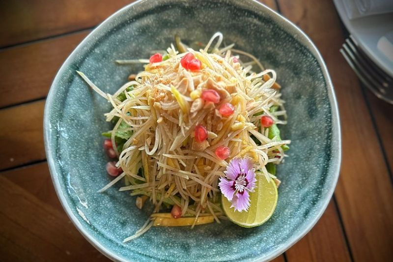 Papaya Salad at Mama Zonia