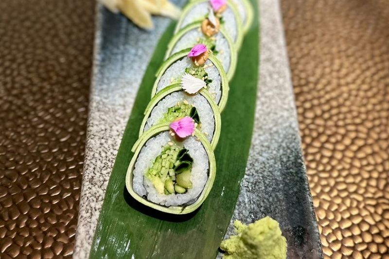 Green Maki Roll at Mama Zonia