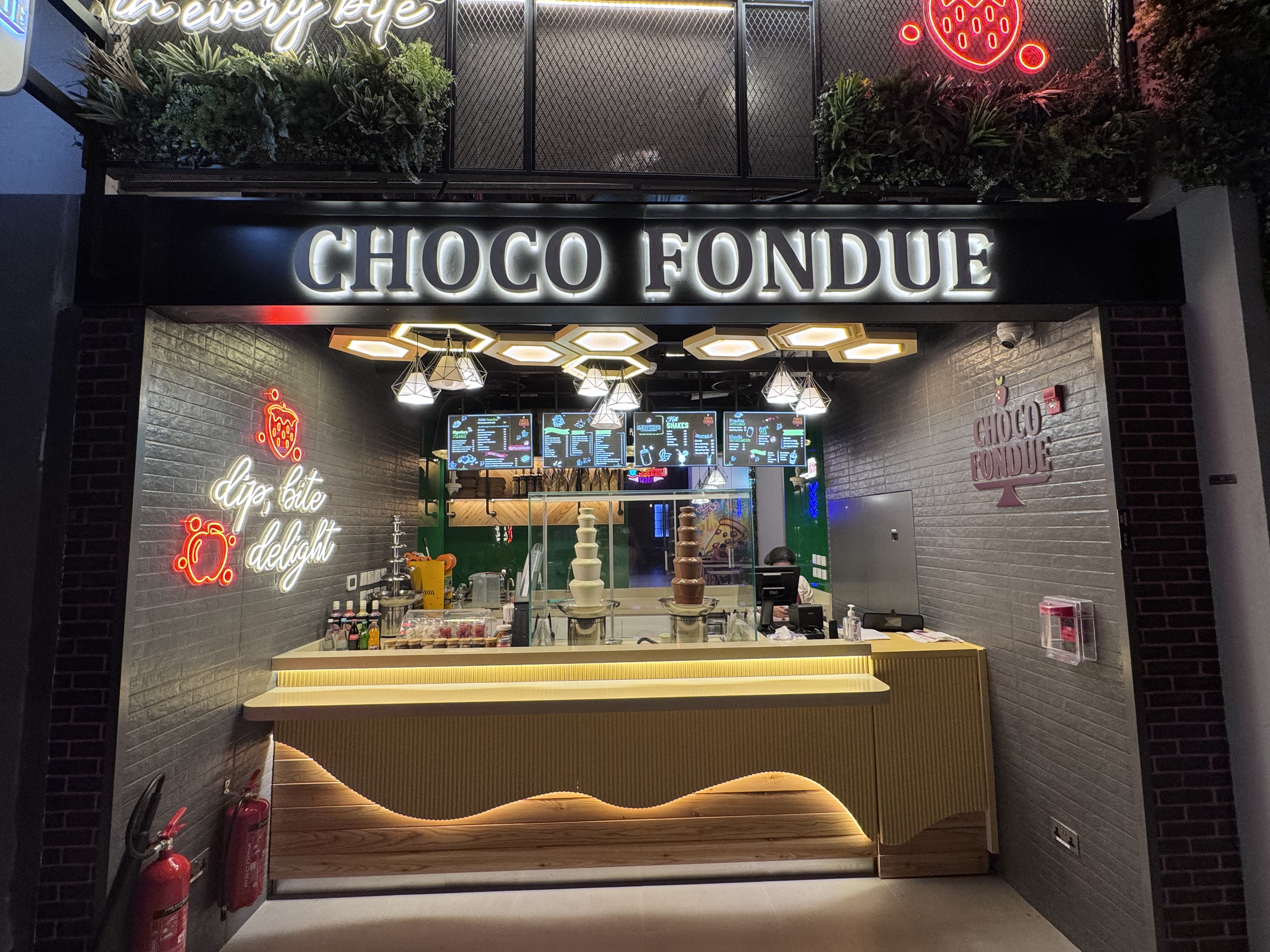 Choco Fondue restaurant in Social Distrikt, Dubai